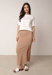 Ciemnobeżowa Prosta Spódnica z Rozcięciem z Boku ze Strukturalnej Tkaniny Orinelin. Brązowe spódnice Born2be, do pracy, m, bez wzorów, z tkaniny, biznesowe, maxi, koszulowe. Za 39.99 zł.