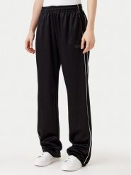 HUGO Spodnie dresowe Neannet 50530669 Czarny Regular Fit. Czarne spodnie dresowe Hugo, bez wzorów, z dresówki. Za 419.99 zł.