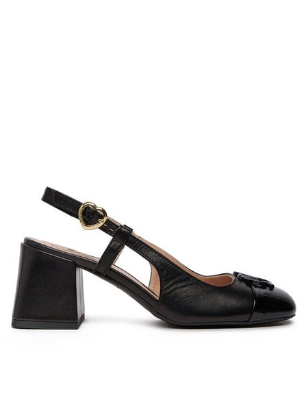 LOVE MOSCHINO Czółenka JA10117G1MIE300A Czarny. Czarne czółenka Love Moschino, bez wzorów, ze skóry, bez obcasa, bez zapięcia. Za 599.99 zł.