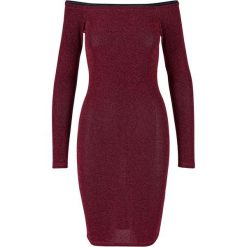 Damska Brokatowa Sukienka Na Ramiączkach Z Długim Rękawem. Czarne sukienki Urban Classics, xs, bez wzorów, sportowe, bez kołnierzyka, bez ramiączek, sportowe. Za 139.99 zł.