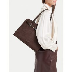 Torebka Nine West. Brązowe torebki klasyczne Nine West, bez wzorów, klasyczne, bez dodatków. Za 279.99 zł.