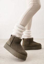 Zielone Krótkie Śniegowce na Grubej Podeszwie Aranwen. Zielone śniegowce Renee, bez wzorów, z dzianiny, bez zapięcia. Za 89.99 zł.