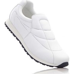 Buty wsuwane bonprix biały. Buty sportowe lifestyle marki Mohito. Za 59.99 zł.