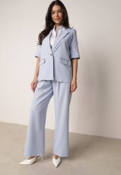 Jasnoniebieski Garniturowy Komplet Marynarka na Krótki Rękaw i Szerokie Spodnie Amalilia. Niebieskie marynarki i żakiety Born2be, s, bez wzorów, z szyfonu, biznesowe, bez ramiączek. Za 229.99 zł.