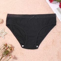 Figi damskie z elastycznym pasem na co dzień Esma. Szare figi Intica, bez wzorów, z materiału. Za 49.00 zł.