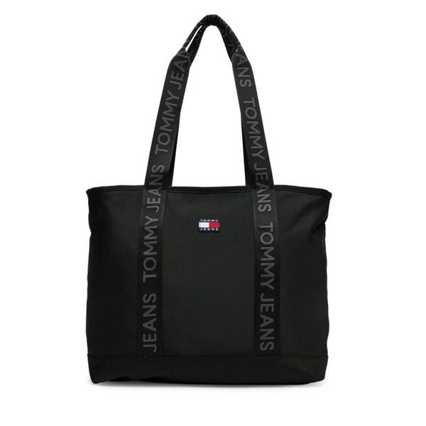 Torebka Tommy Jeans. Czarne shopper bag Tommy Jeans, bez wzorów, z jeansu, bez dodatków. Za 349.99 zł.