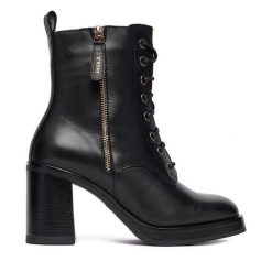 Trzewiki MEXX. Czarne botki Mexx, bez wzorów, bez obcasa, na słupku, bez zapięcia. Za 259.99 zł.