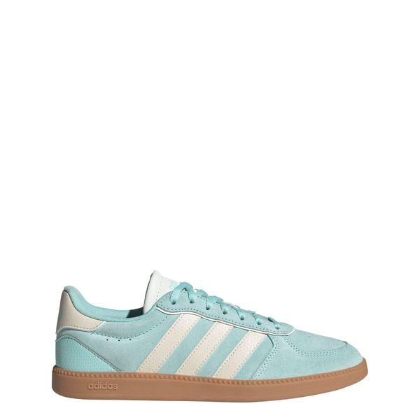 Buty Breaknet Sleek. Białe buty trekkingowe adidas, bez zapięcia. Za 259.00 zł.