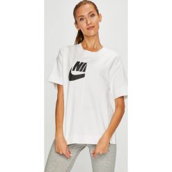Nike Sportswear - Top sportowy. T-shirty marki Nike. W wyprzedaży za 149.90 zł.