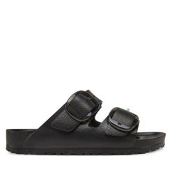 Klapki Birkenstock. Czarne klapki Birkenstock, bez wzorów, bez obcasa, bez zapięcia. Za 199.99 zł.