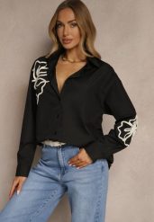 Czarna Koszula z Wiskozą o Fasonie Oversize z Kwiatowym Zdobieniem Sarbia. Czarne koszule Renee, l, z aplikacjami, z jeansu, eleganckie, bez kołnierzyka, bez ramiączek. W wyprzedaży za 83.99 zł.