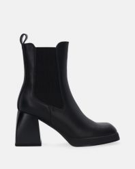 CZARNE SZTYBLETY NA SZEROKIM OBCASIE 53C0559 BLACK. Czarne botki Venezia, bez wzorów, ze skóry, bez obcasa, bez zapięcia. Za 229.00 zł.