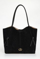 Torebka damska zamszowy shopper TWINSET. Shopper bag Twinset Milano, bez wzorów, z zamszu, zamszowe, bez dodatków. Za 1,949.00 zł.