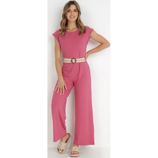 Fuksjowy Kombinezon z Paskiem Thalaera. Czerwone kombinezony Born2be, l, bez wzorów, z dzianiny, boho, bez kołnierzyka, bez ramiączek, maxi. Za 109.99 zł.