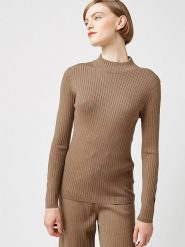 Rodier Sweter w kolorze beżowym rozmiar: L. Brązowe swetry Rodier, l, bez wzorów, z wełny, klasyczne, bez ramiączek. Za 326.99 zł.