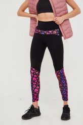EA7 Emporio Armani legginsy damskie kolor czarny wzorzyste. Czarne legginsy EA7 Emporio Armani, bez wzorów, z materiału. W wyprzedaży za 354.99 zł.
