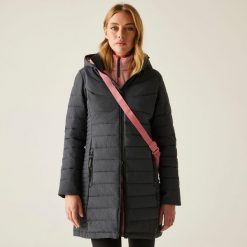 Płaszcz damski zimowy ocieplany Andria. Szare płaszcze Regatta, na zimę, bez wzorów, z puchu, sportowe, bez kaptura. W wyprzedaży za 247.49 zł.