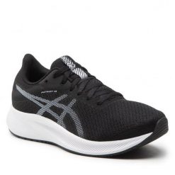Buty do biegania damskie Asics Patriot 13. Białe buty do biegania ASICS, bez wzorów, bez zapięcia, do biegania. Za 302.69 zł.