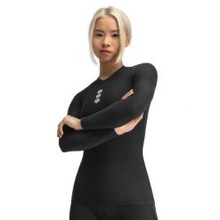 Damska termoaktywna rowerowa podkoszulka potówka gravel Kolarstwo Siroko Clotte. Czarne bielizna termoaktywna damska SIROKO, bez wzorów, z materiału, bez ramiączek, rowerowe. W wyprzedaży za 127.99 zł.
