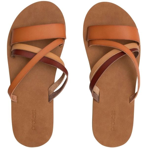 Klapki damskie PROTEST OYSTER. Brązowe klapki Protest, bez wzorów, bez obcasa, bez zapięcia. W wyprzedaży za 64.00 zł.