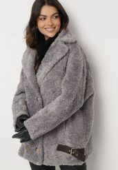 Szara Kurtka z Futerka Typu Baranek o Dwurzędowym Kroju z Ozdobnymi Paskami Nikina. Szare kurtki Born2be, l, bez wzorów, z jeansu, eleganckie, bez kaptura. Za 269.99 zł.