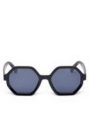JENNY Okulary przeciwsłoneczne 4WF-011-SS25 Czarny. Czarne okulary przeciwsłoneczne Jenny, bez wzorów, z tworzywa sztucznego, plastikowe. Za 39.99 zł.