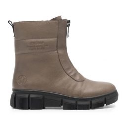 Botki Rieker. Brązowe botki Rieker, bez wzorów, bez obcasa, na płaskiej podeszwie, bez zapięcia. Za 233.99 zł.