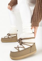 Ciemnobeżowe Śniegowce Ozdobnie Futerkiem i Nitami Abrinca. Brązowe śniegowce Born2be, bez wzorów, bez zapięcia. Za 99.99 zł.