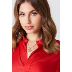 NA-KD Accessories Naszyjnik Virgo - Gold. Żółte naszyjniki NA-KD Accessories, ze stali. Za 32.00 zł.