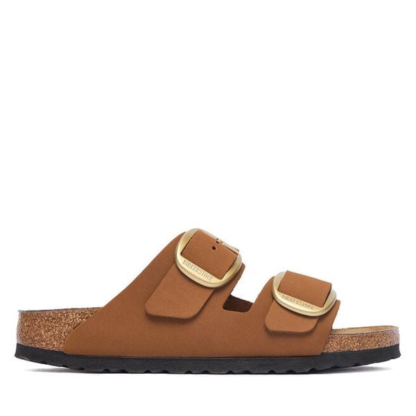 Klapki Birkenstock. Brązowe klapki Birkenstock, bez wzorów, bez obcasa, bez zapięcia. Za 674.99 zł.