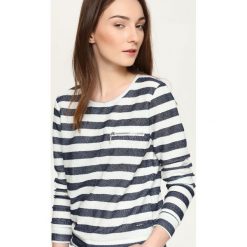 BLUZA NIEROZPINANA DAMSKA. Białe bluzy TROLL, l, bez wzorów, casualowe, bez ramiączek, bez kaptura. W wyprzedaży za 54.99 zł.