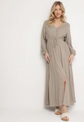 Beżowa Rozkloszowana Sukienka z Lnem i Wiskozą Zdobiona Guzikami Maitiella. Brązowe sukienki Born2be, na co dzień, l, z aplikacjami, z wiskozy, eleganckie, bez kołnierzyka, bez ramiączek, maxi, kopertowe. W wyprzedaży za 144.49 zł.