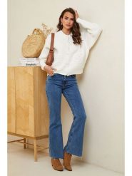 Soft Cashmere Kardigan w kolorze białym rozmiar: 38/40. Białe swetry Soft Cashmere, bez wzorów, z kaszmiru, bez ramiączek. Za 104.99 zł.