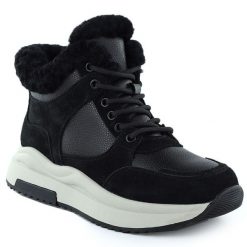 Skórzane botki damskie na platformie czarne Filippo DBT7240. Czarne botki Filippo, bez wzorów, ze skóry, bez obcasa, na platformie, bez zapięcia. Za 139.99 zł.