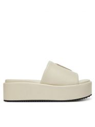 Blauer Klapki S5OPAL03/PUL Écru. Klapki Blauer, bez wzorów, ze skóry, bez obcasa, bez zapięcia. Za 219.99 zł.