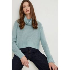 Answear Lab sweter damski kolor zielony ciepły z golfem. Zielone swetry Answear Lab, l, bez wzorów, z dzianiny, bez ramiączek. W wyprzedaży za 82.99 zł.