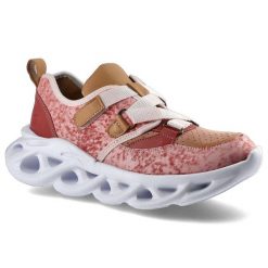Koralowe Sneakersy Maciejka Damskie Modne Obuwie. Czerwone buty treningowe Maciejka, w ażurowe wzory, ze skóry, bez zapięcia. Za 225.00 zł.