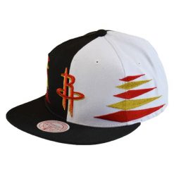 Czapka z daszkiem Mitchell & Ness NBA Diamond Cut Houston Rockets-HROYYPPPBKWH. Białe czapki z daszkiem Mitchell & Ness, bez wzorów, sportowe. Za 89.00 zł.