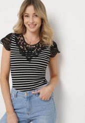 Czarno-Biały T-shirt z Bawełny z Koronką przy Dekolcie i Rękawach Alilama. Czarne t-shirty Born2be, m, bez wzorów, z bawełny, bez kołnierzyka, bez ramiączek. Za 69.99 zł.