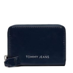 Portfel Tommy Jeans. Niebieskie portfele Tommy Jeans, bez wzorów, z jeansu. Za 149.99 zł.