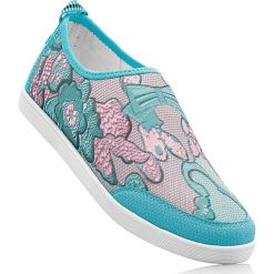 Buty wsuwane bonprix niebieski wzorzysty. Niebieskie buty sportowe lifestyle bonprix, bez wzorów, bez zapięcia. Za 37.99 zł.