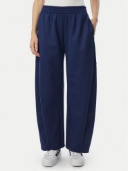 Adidas Spodnie dresowe Soft Lux Winter Knit Barrel KR0119 Niebieski Loose Fit. Niebieskie spodnie dresowe adidas, bez wzorów, z dresówki. Za 328.99 zł.