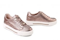 CAPRICE 9-23719-44 341 taupe metallic, półbuty damskie. Brązowe półbuty wsuwane Caprice, na lato, bez wzorów, ze skóry, bez obcasa. Za 399.90 zł.