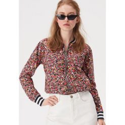 Bluza bomber - Wielobarwny. Bluzy marki Sinsay. Za 59.99 zł.