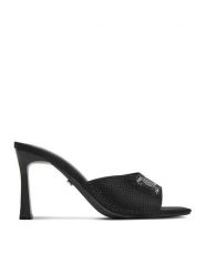 Juicy Couture Klapki CEO-259-29-06 Czarny. Czarne klapki Juicy Couture, bez wzorów, z materiału, bez obcasa, bez zapięcia. Za 249.99 zł.