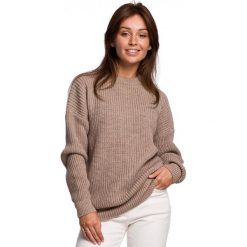 Sweter z grubą przędzą o łańcuszkowym splocie. Swetry BE Knit, m, bez wzorów, z poliamidu, klasyczne, bez ramiączek. Za 259.00 zł.