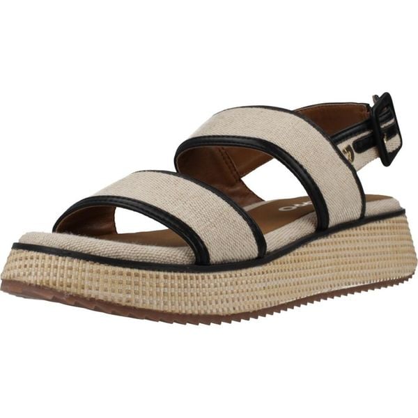 Sandały GIOSEPPO 74028G Beżowy. Brązowe sandały Gioseppo, bez wzorów, z syntetyku, bez obcasa, bez zapięcia. Za 293.99 zł.
