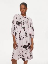 Bruuns Bazaar Sukienka koszulowa Sarina BBW3886 Różowy Relaxed Fit. Czerwone sukienki Bruuns Bazaar, bez wzorów, z wiskozy, bez kołnierzyka, bez ramiączek, koszulowe. Za 469.99 zł.