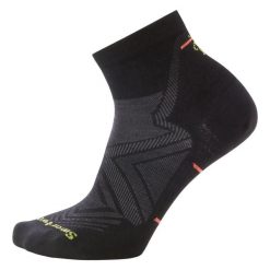Smartwool - Damskie skarpety do biegania Ankle Zero Cushion lekkie. Czarne skarpetki Smartwool, bez wzorów, z materiału. Za 152.00 zł.