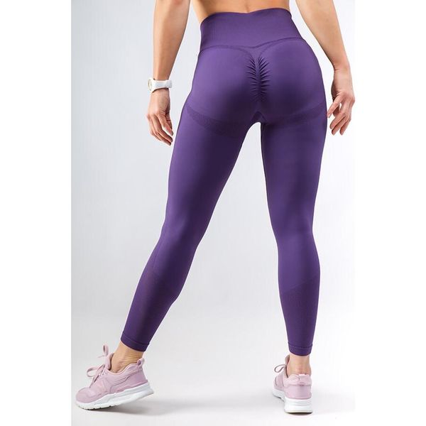 Legginsy bezszwowe damskie modelujące sylwetkę. Fioletowe legginsy 2SkIN, bez wzorów, z nylonu, sportowe. Za 219.00 zł.